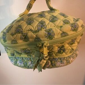 Vera Bradley “Citrus” 2006 Yellow Retired Floral Elephant  Quilted Cosmetic Bag